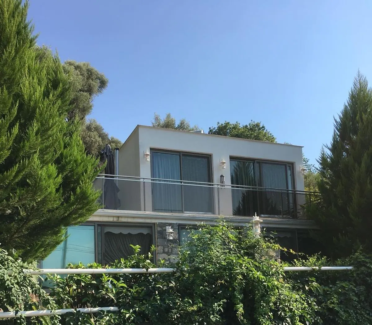 Villa Ada フェティエ